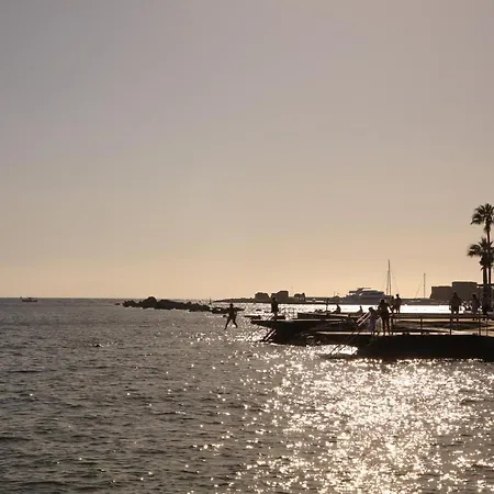 Regina Gardens 2 Bedroom Sea View Flat In * Paphos