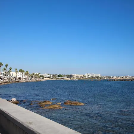 Apartment Regina Gardens 2 Bedroom Sea View Flat In
